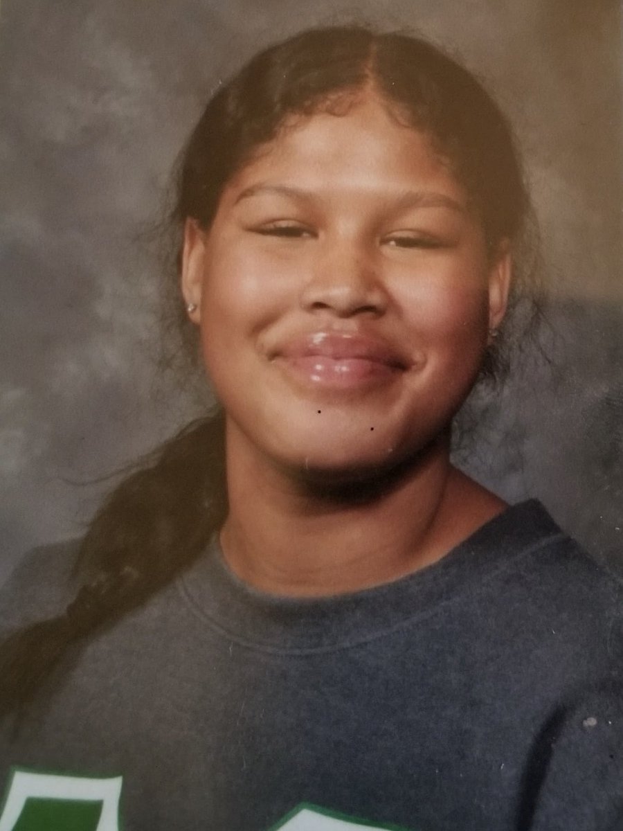 We are looking for two teenage girls who have runaway from home. They’ve been gone since the evening of 6/8/19. If you know where 14 yr old Samara Cranfield or 15 yr old Zoerina Swain are located please call detectives at 359-4454.