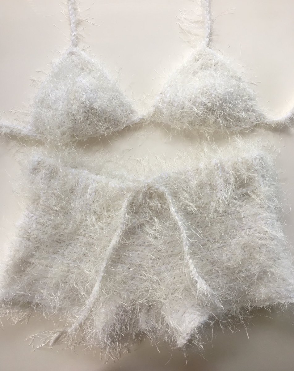 MickCoola's tweet photo. Two pieces, scrunchies &amp; chokers now available 😇 DM if interested https://t.co/JlulygBzf0