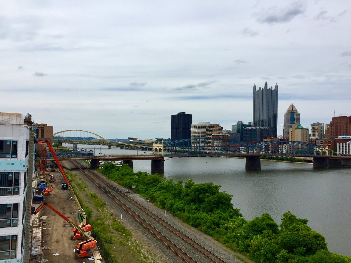 RoofConsultant's tweet photo. Beautiful day in Pittsburgh https://t.co/3VIOfBFeTI