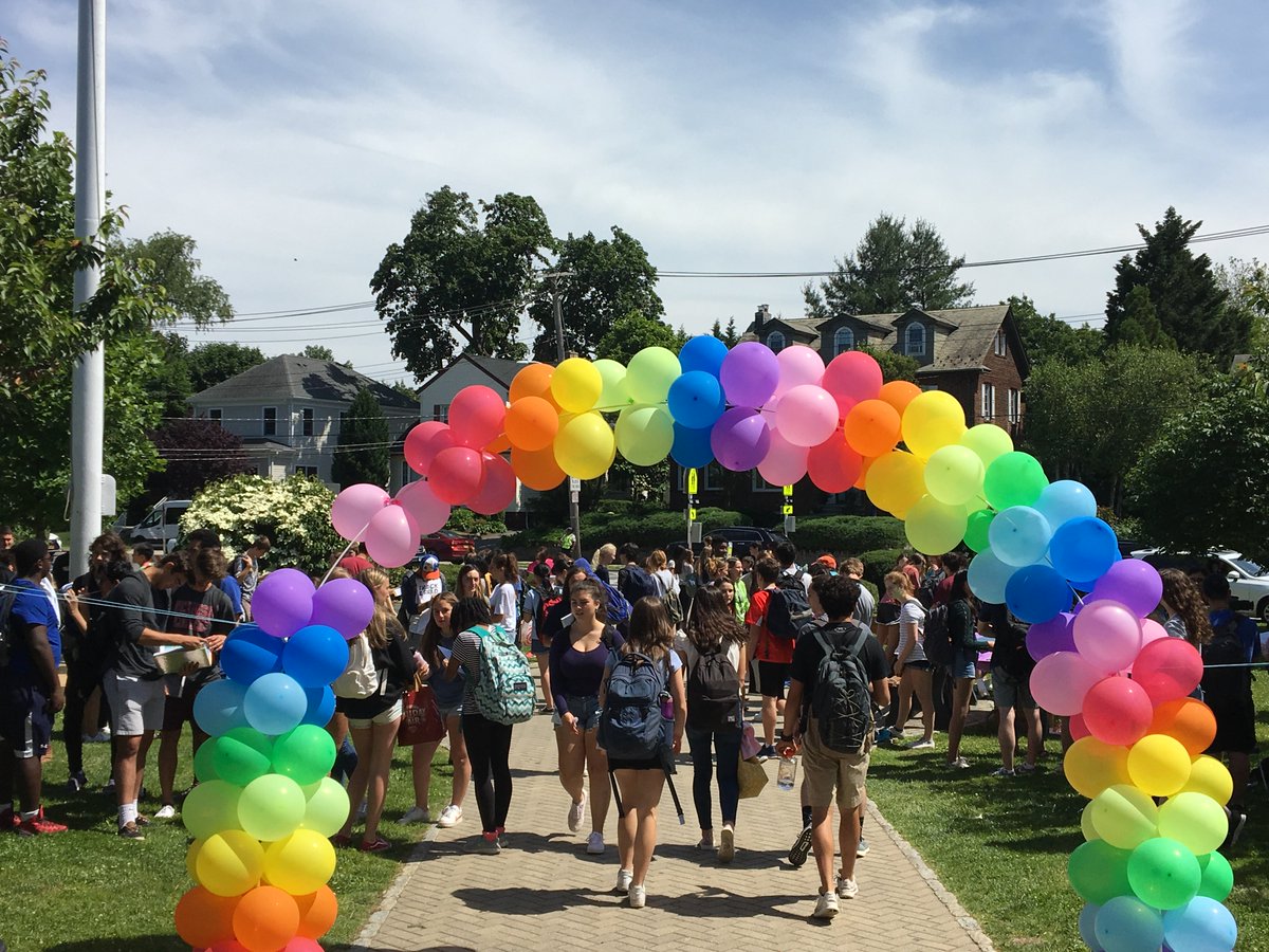 What a great release party for our 2019 Pelican Yearbook: "Living in Color."  Amazing job by our students and staff.  #yourmemoriesmatter