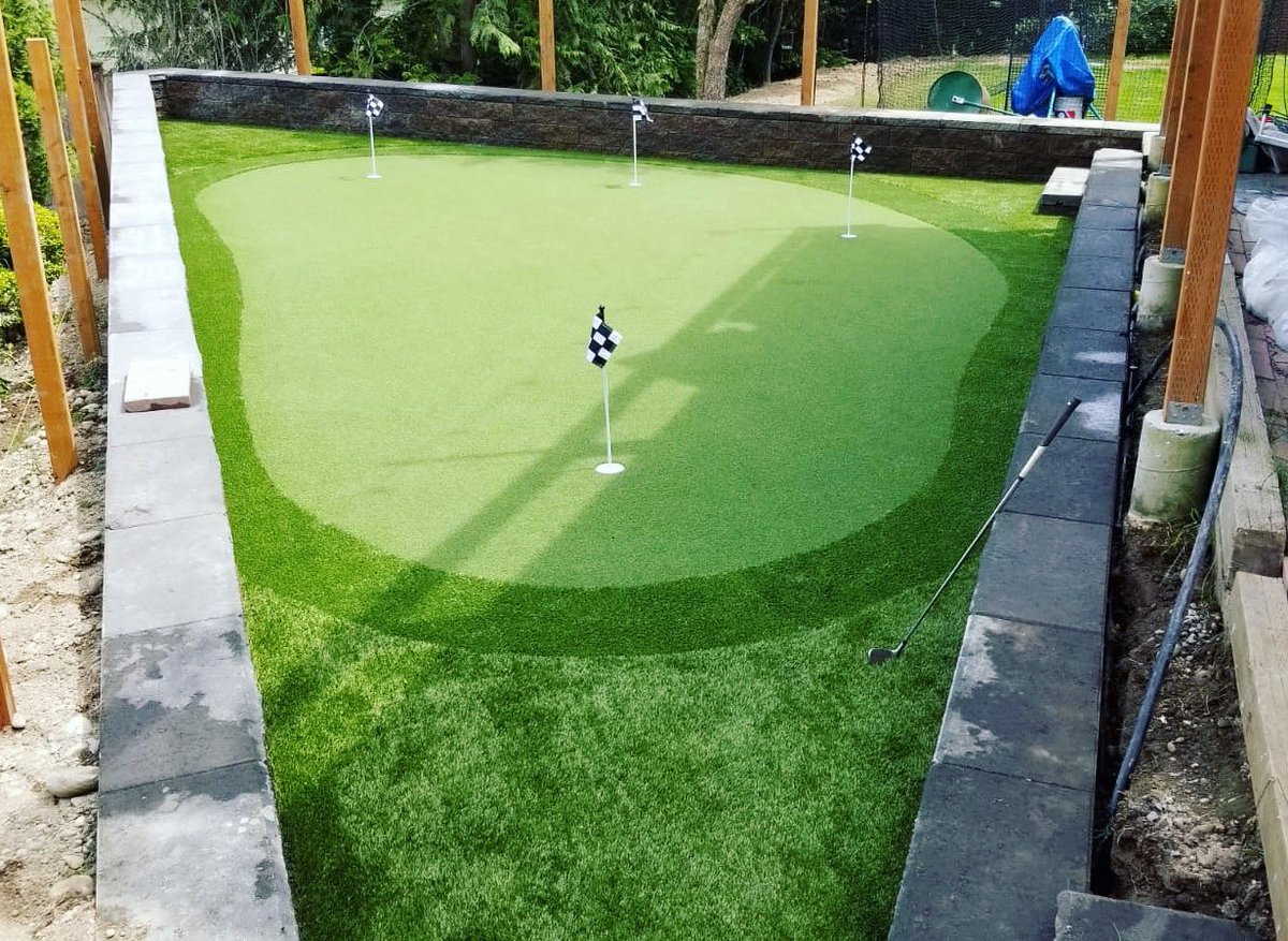 Check out these golf greens!
_________________________________________
#golf #golfmat #sammamish #Washington #turf #turfgrass #par⛳️ #residentialgolf #landscapedesign #turflife #golfgreen #turfninjas #bogey #backyard #landscaping #pnw #golfing #golfpractice #golfforlife