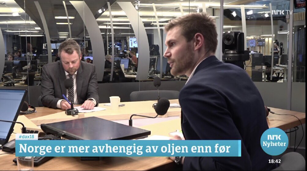 Nils K. Sandtrøen (@nilskristen) on Twitter photo La oss forsterke Norges økonomiske framtid! Handelsbalansen for fastlands-Norge er kontinuerlig svekket de siste årene.<a href="/konservativ/">Torbjørn Røe Isaksen</a> Offensive bedrifter og dyktige arbeidstakere står på. Vi må forbedre politikken for å ta ut potensialet så omstillingen kan starte på samfunnsnivå La oss forsterke Norges økonomiske framtid! Handelsbalansen for fastlands-Norge er kontinuerlig svekket de siste årene.<a href="/konservativ/">Torbjørn Røe Isaksen</a> Offensive bedrifter og dyktige arbeidstakere står på. Vi må forbedre politikken for å ta ut potensialet så omstillingen kan starte på samfunnsnivå