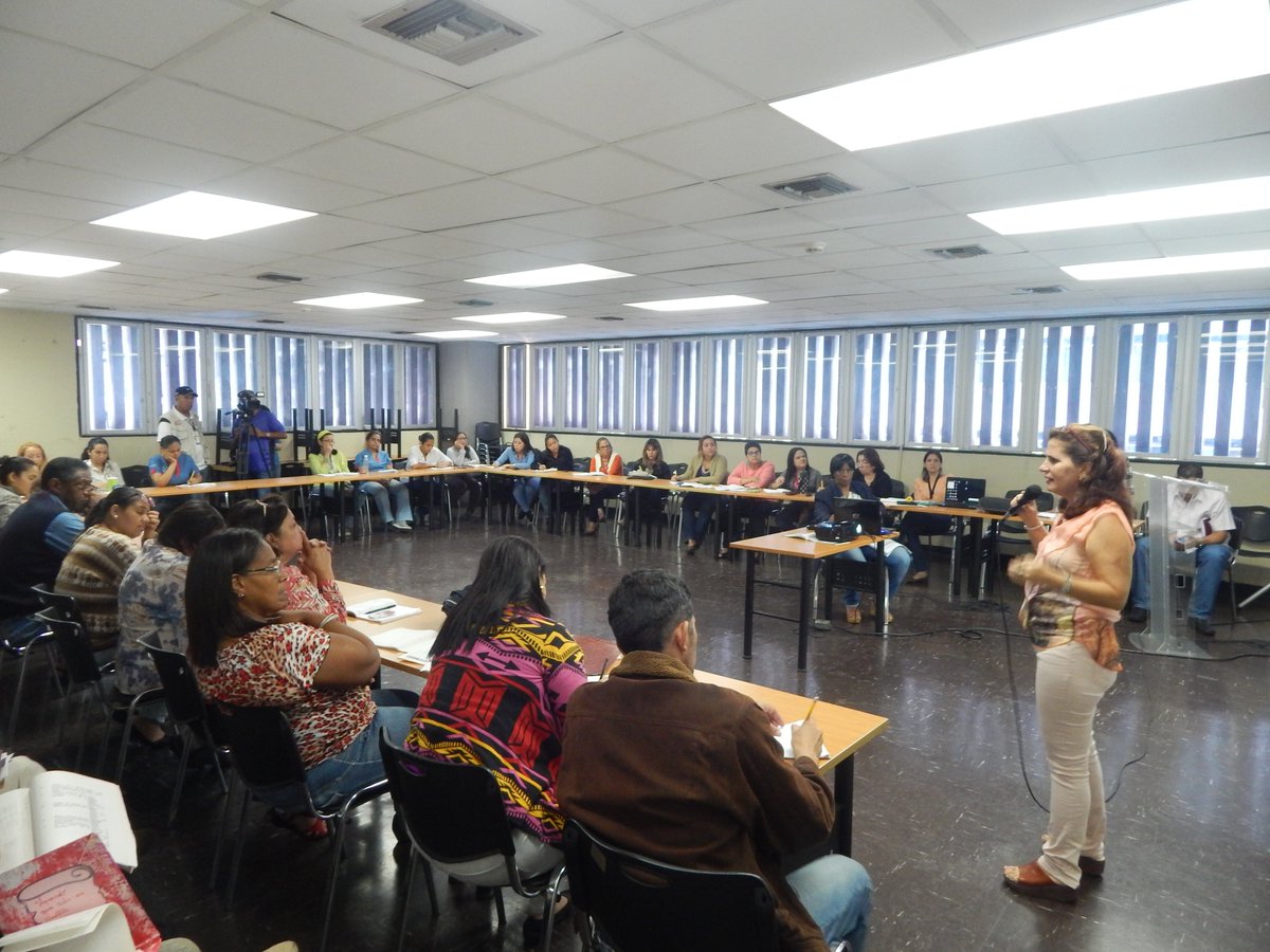 cen_araguaney's tweet photo. Convenio de Cooperación Cuba – Venezuela inicia Seminario avanzado de Calidad Educativa
#TransformandoLaPractica
#VenezuelaCultiva @NicolasMaduro @aristobulopsuv @RosangelaOrozco @MPPEDUCACION .@cenamec_centros .@vem_MMSR
https://t.co/h9WuTdYK8K https://t.co/tU6B6eoJqO