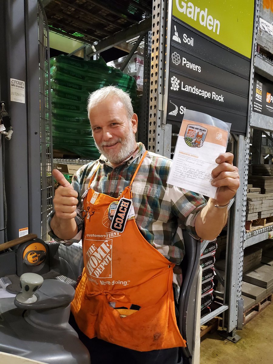 ABuchananHD's tweet photo. Ray has done an amazing job leading Garden Recovery this season.  We are so grateful to have you on our team!  Keep up the great work! @THD_3807 https://t.co/pESXnZr7vg