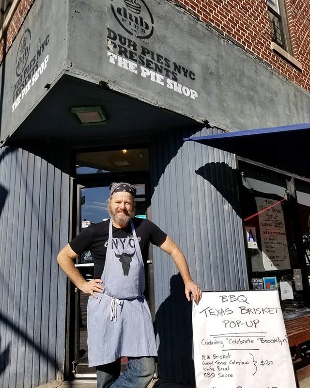 dubpies's tweet image. Proudly presenting our first Texas brisket Pop-up.

Celebrating #CelebrateBrooklyn -
@TheNational tonight and tomorrow.

Grab and go, Thursday on the way to the #bandshell #propectpark @briccelebratebk

First night, sold out in an hour and a half. #yuss … bit.ly/2R9yBvQ