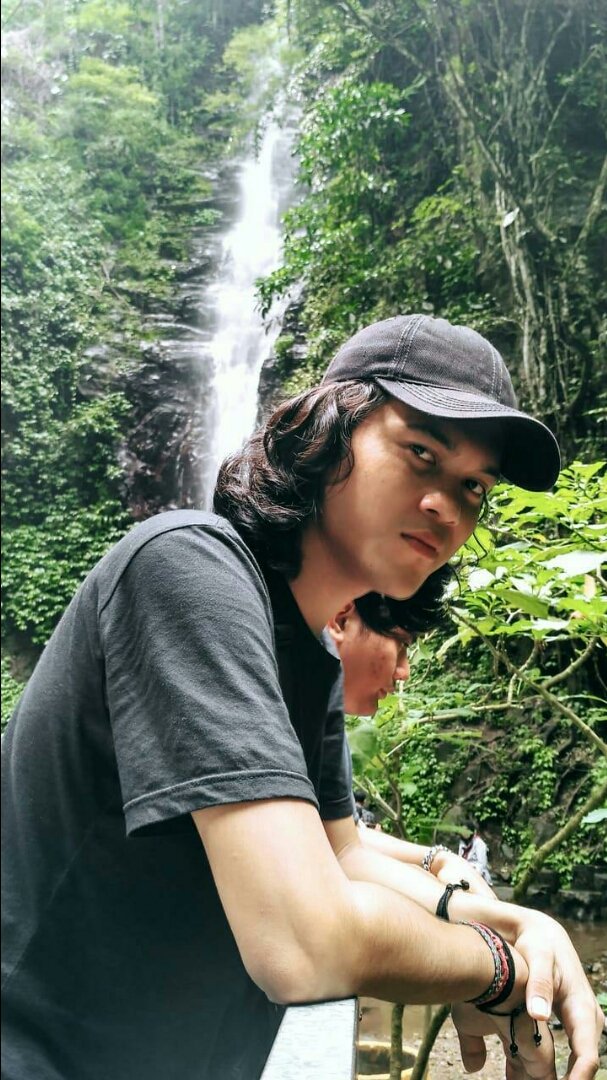 Rico__Bayu's tweet photo. "Lebih baik diasingkan,daripada menyerah terhadap kemunafikan".
" Gie " https://t.co/xXqfYtTeC6