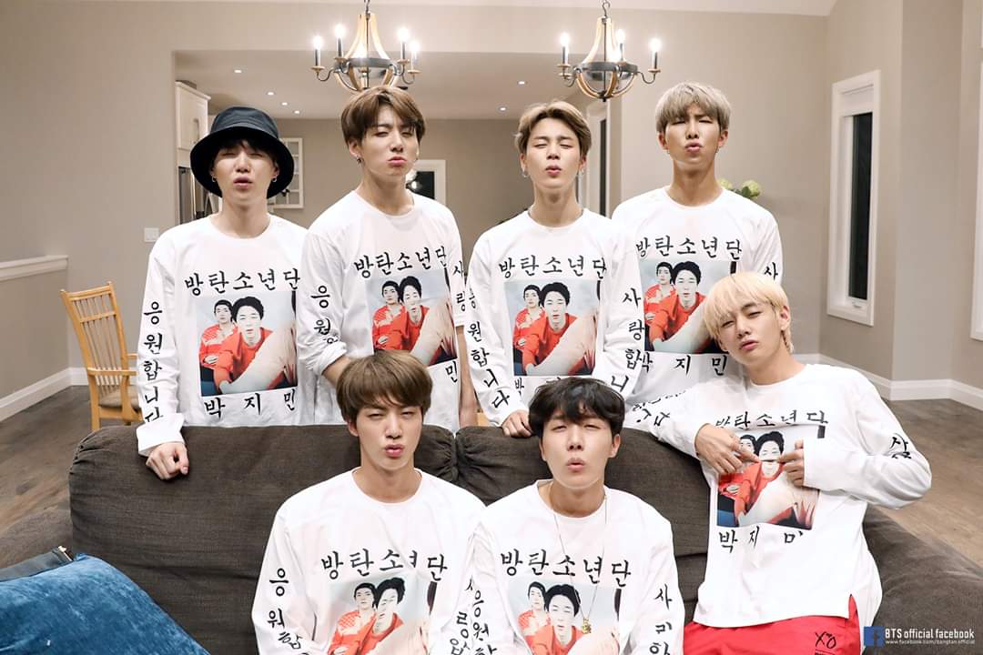 Sou eternamente grata por tudo e tenho muito orgulho de falar que sou army!Nunca vou esquecer cada momento que estivemos juntos vocês são ganhadores e merecem tudo!Amo vocês Bangtan!!! @BTS_twt 💜💜💜#6anoscombts