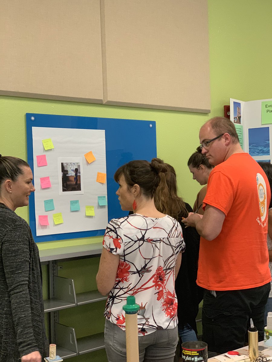 frangiskakistcs's tweet photo. Another great day starting off with a gallery walk and doing some see think wonder ! #TCSIPC2019 https://t.co/x1eCnKXlpJ