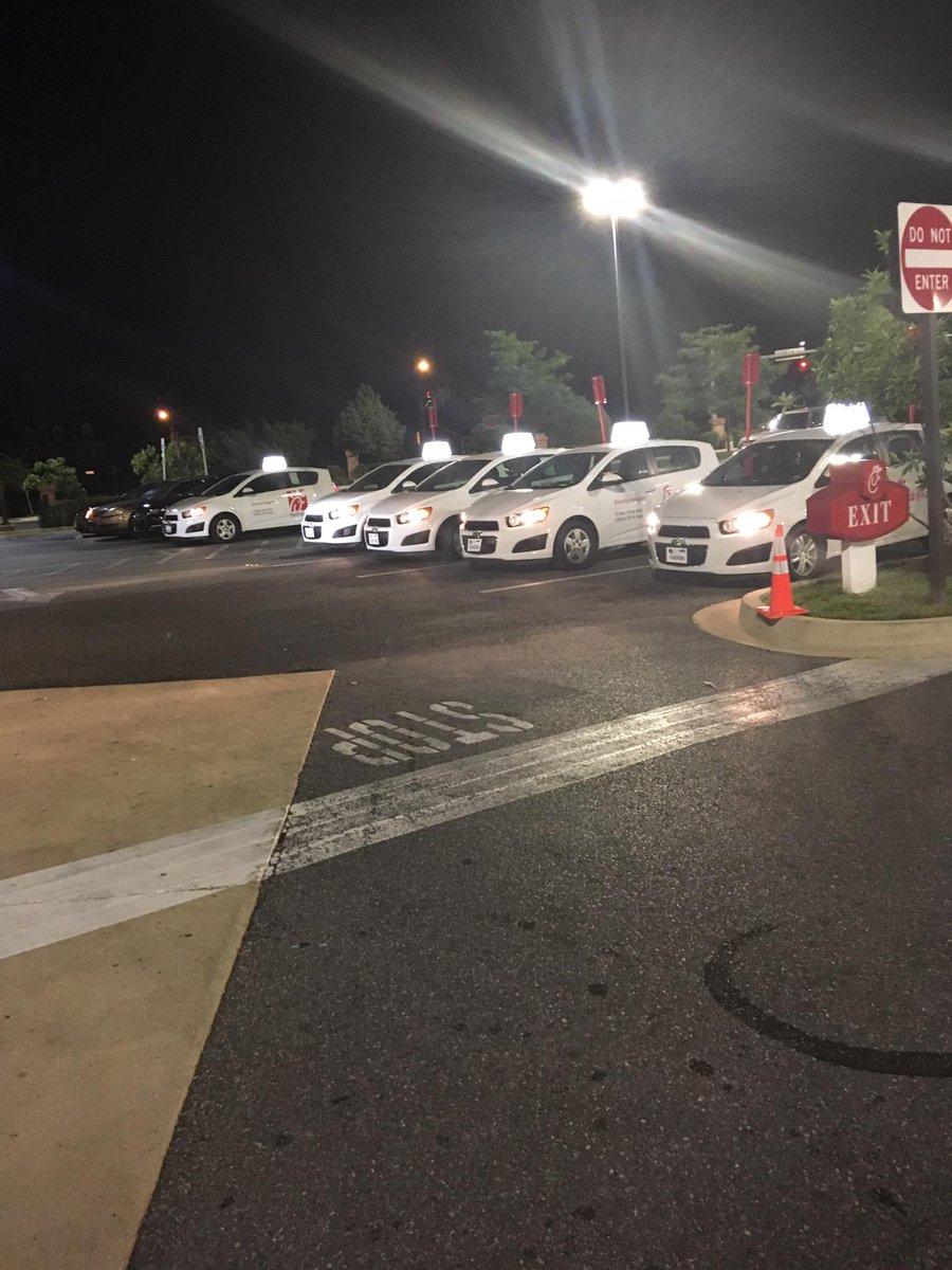 DH_ChickfilA's tweet image. Chickfila District Heights now delivers!! Download the App and click delivery😉. It'll let you know if you're in our delivery zone😉 #nightvision
