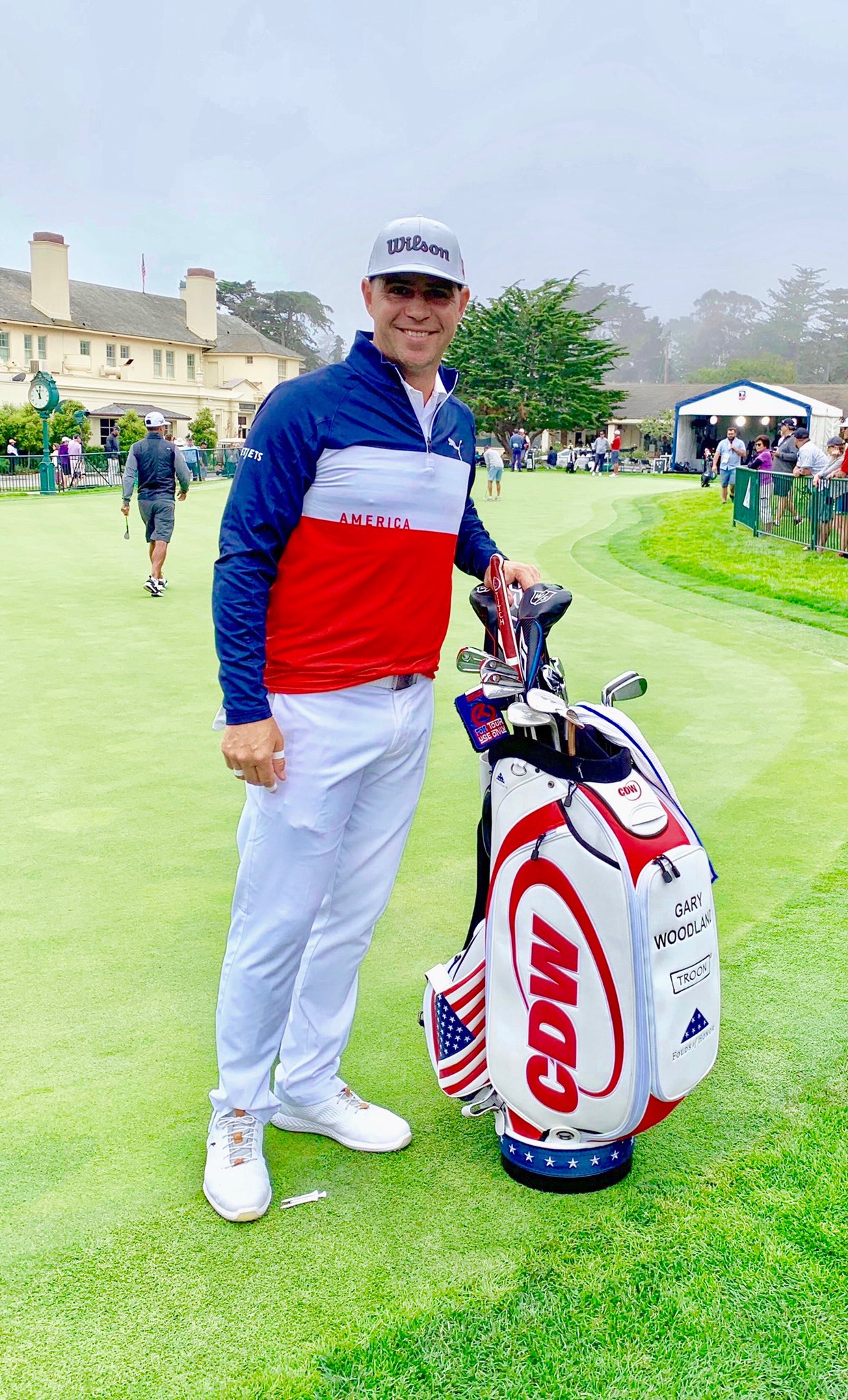Gary Woodland Thank You Cdwcorp For The New Bag For This Weeks Usopengolf Loving The Red White Amp Blue With Support For Foldsofhonor All Over It T Co Ukwimnnfnv Twitter