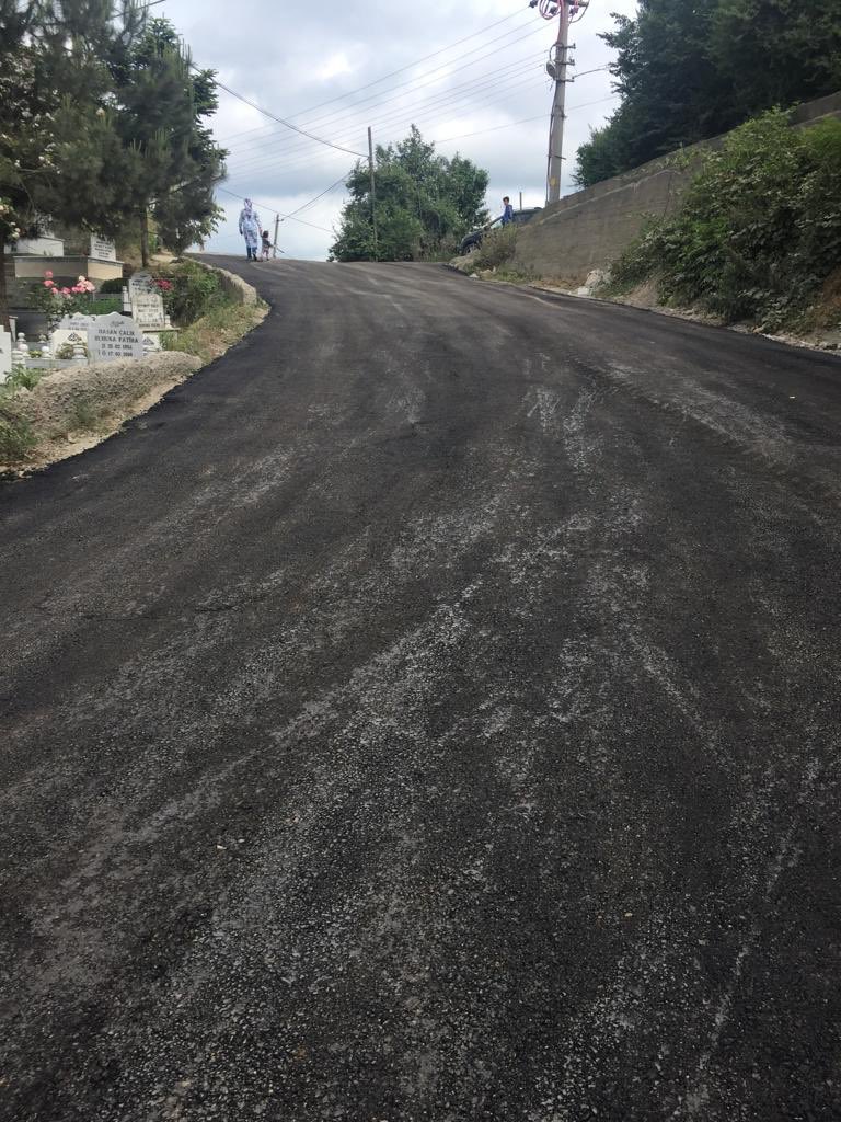 Zonguldak Belediyesi (@zonguldakbel67) on Twitter photo Ontemmuz Mah. 102 Sokak’ta, altyapı çalışması sonrası bozulmuş olan yolumuz, Belediye Başkanımız <a href="/dromerselimalan/">Dr. Ömer Selim Alan</a> talimatı ile, Fen İşleri Müdürlüğü’ne bağlı ekiplerimiz tarafından sıcak asfalt çalışması yapılarak halkımızın hizmetine sunulmuştur. Ontemmuz Mah. 102 Sokak’ta, altyapı çalışması sonrası bozulmuş olan yolumuz, Belediye Başkanımız <a href="/dromerselimalan/">Dr. Ömer Selim Alan</a> talimatı ile, Fen İşleri Müdürlüğü’ne bağlı ekiplerimiz tarafından sıcak asfalt çalışması yapılarak halkımızın hizmetine sunulmuştur.
