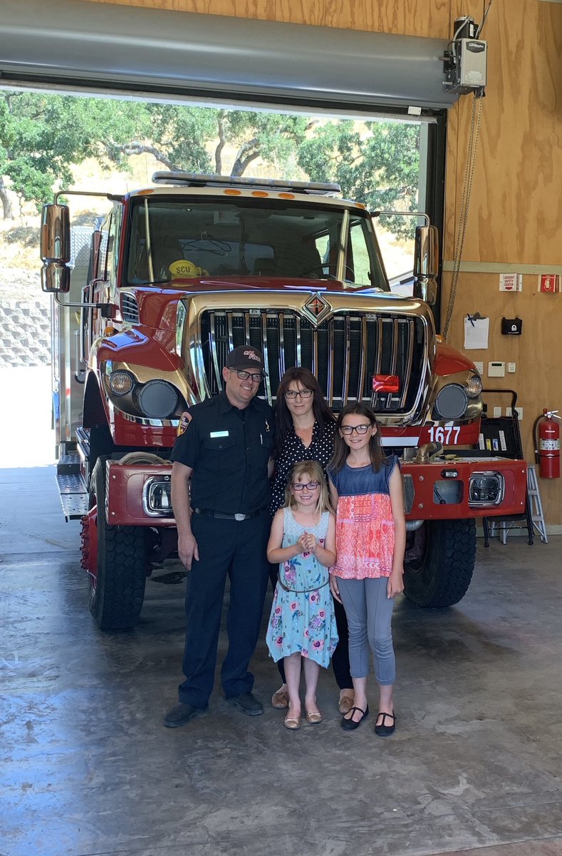 calfireSCU's tweet photo. Today the Santa Clara Unit congratulates Heavy Equipment Mechanics James Lopez and Kevin Murray as they join the CAL FIRE family. They participated in a badge pinning ceremony at the SCU Pacheco Fire Station. https://t.co/NEey55UFyv