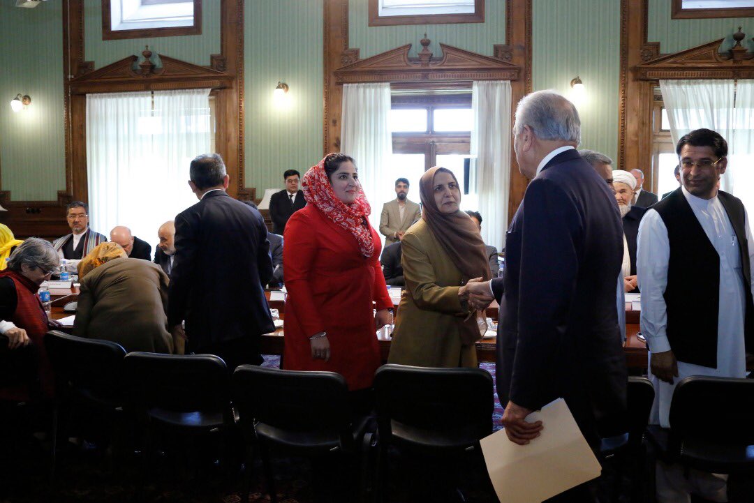 US4AfghanPeace's tweet photo. Met with President @AshrafGhani this morning, and at his request, briefed a select group including political leaders and representatives of the Afghan Women’s Network on the #AfghanPeaceProcess. Look forward to building on the positive momentum. https://t.co/NxJRSmGycO