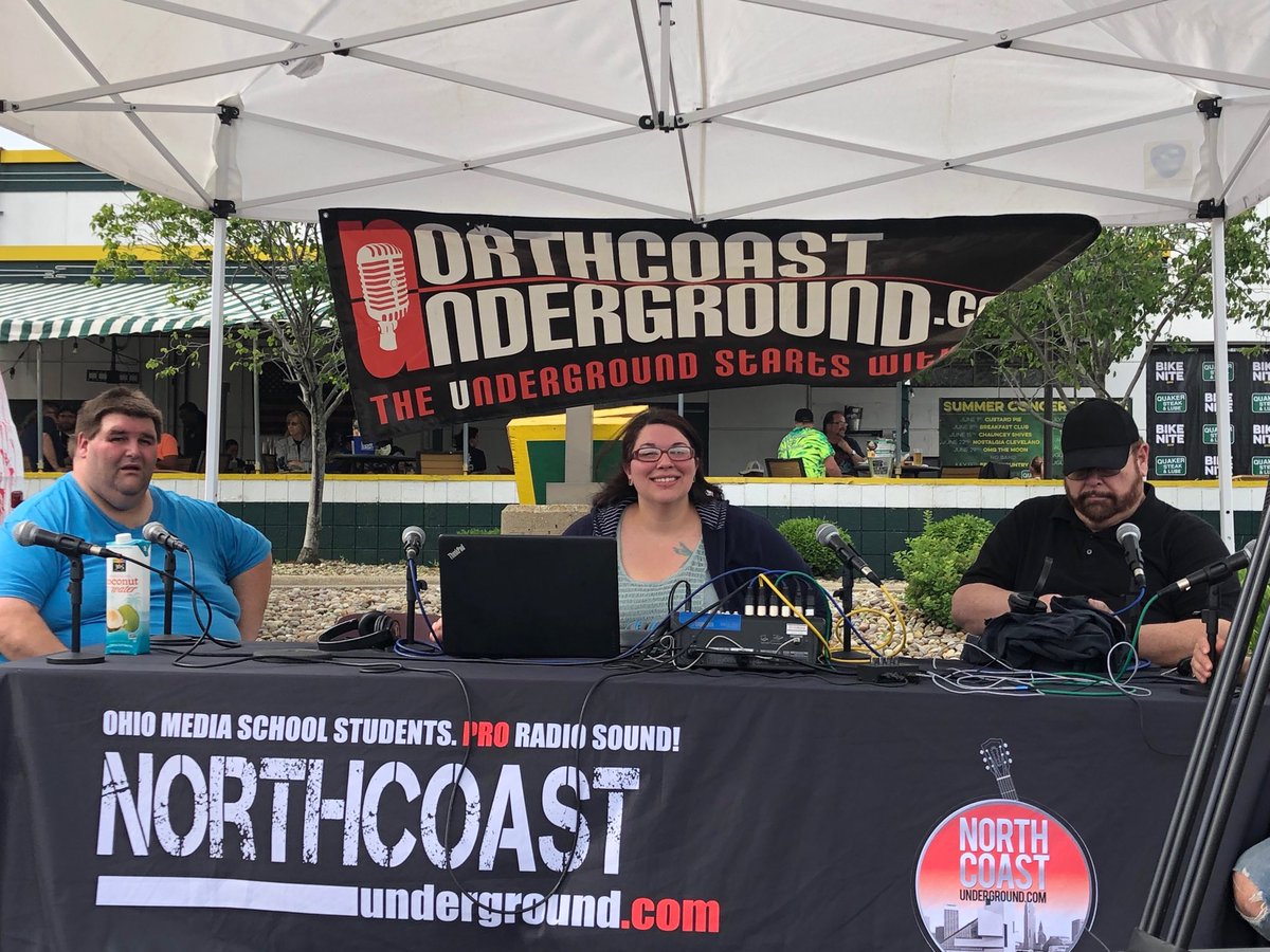 NCURadio's tweet photo. Goin live on https://t.co/LyKJ5bhejb @quakersteakandlube #bikenight https://t.co/bLaLRz0Zh2