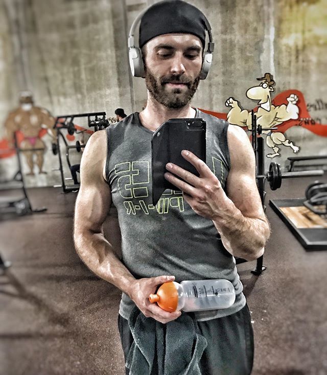 Der_Neumeister's tweet photo. Fertig fΓΌr heute πͺπ»π #pushyourlimits #insta #healthylifestyle #sport #sportmotivation #fitnessmotivation #fitness #missionbeachbody #getfit #getinshape #gymtime #gym https://t.co/KFwWELgRvK https://t.co/NRVKf3fGwV