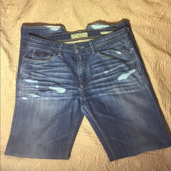 7205Jackie's tweet photo. So good I had to share! Check out all the items I'm loving on @Poshmarkapp #poshmark #fashion #style #shopmycloset #guess #forever21: https://t.co/k80MahlaEr https://t.co/nGr2NWaXiV