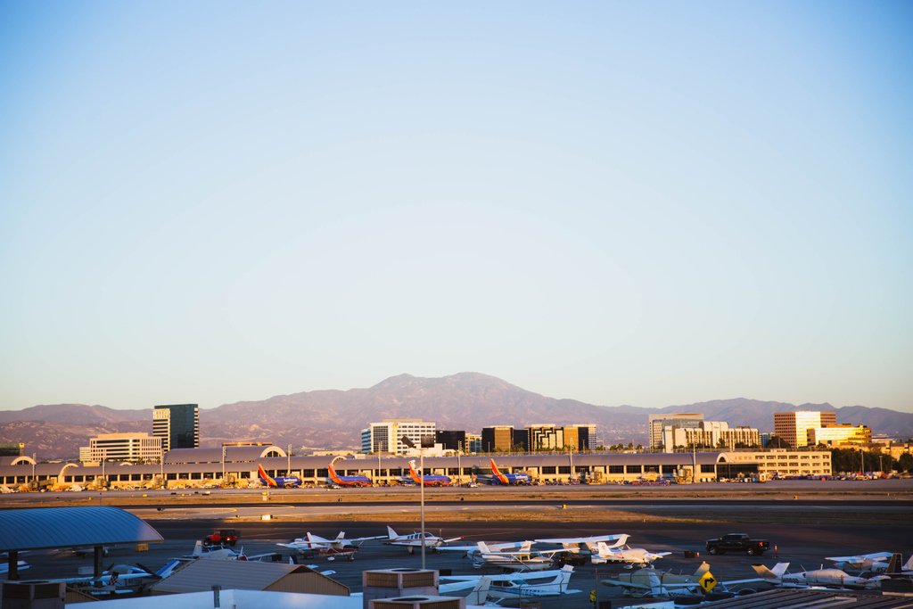 rogue_aviation's tweet image. Last year, we were on a #helipad! This year's #OCAviationMixer will be held in the fabulous #ACIJet lounge at @johnwayneair. Join us June 28 from 5-7PM… RSVP for free now at the link below!

eventbrite.com/e/2019-oc-avia…
