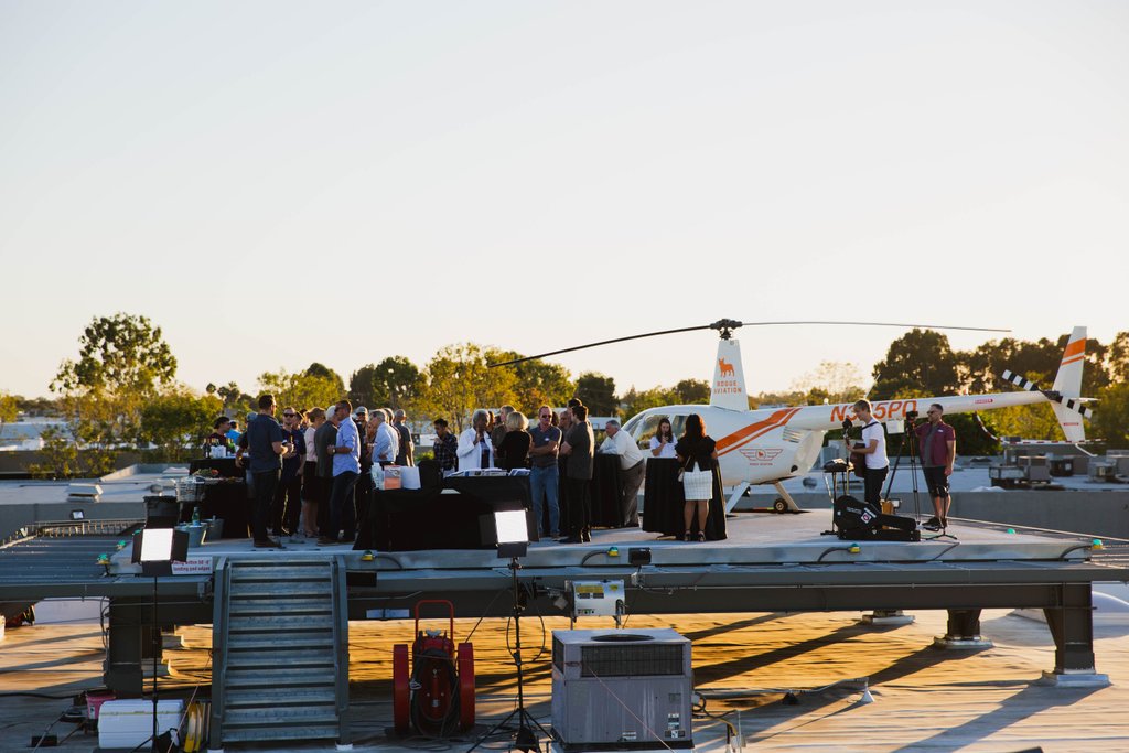rogue_aviation's tweet image. Last year, we were on a #helipad! This year's #OCAviationMixer will be held in the fabulous #ACIJet lounge at @johnwayneair. Join us June 28 from 5-7PM… RSVP for free now at the link below!

eventbrite.com/e/2019-oc-avia…