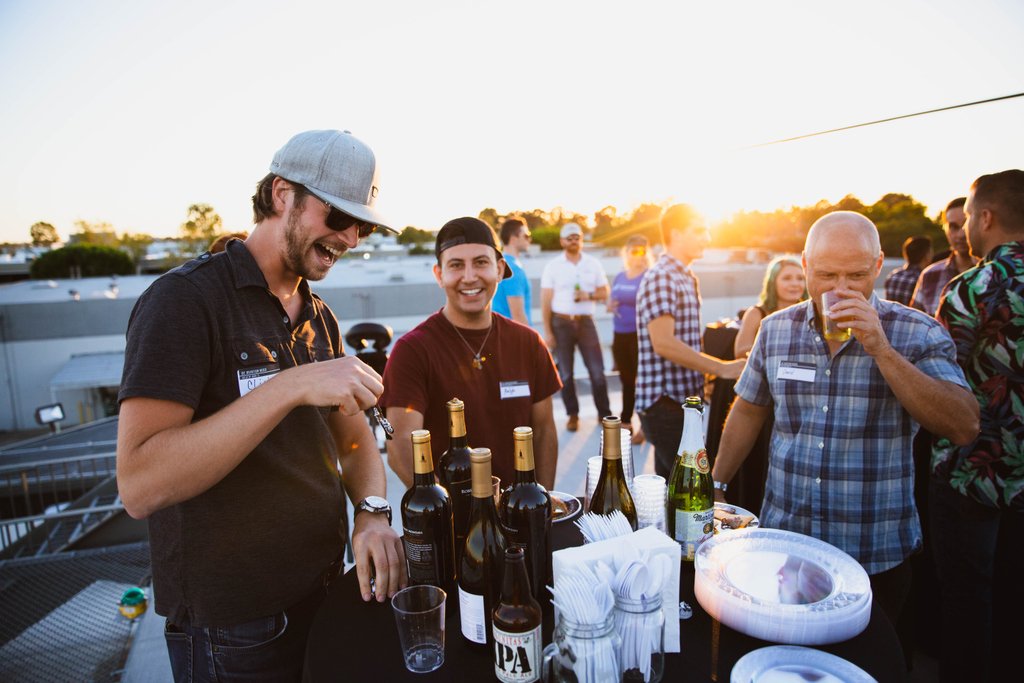 rogue_aviation's tweet image. Last year, we were on a #helipad! This year's #OCAviationMixer will be held in the fabulous #ACIJet lounge at @johnwayneair. Join us June 28 from 5-7PM… RSVP for free now at the link below!

eventbrite.com/e/2019-oc-avia…