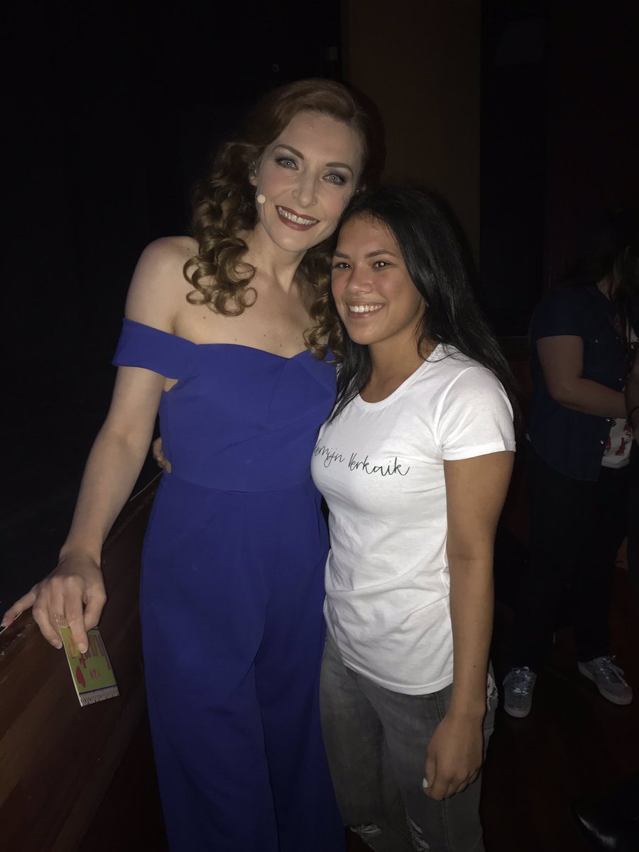 jamillahuijer's tweet photo. Living my dream💚 dankjewel lieve Willemijn @WVerkaik 😘 https://t.co/7NQ6eHmVc8