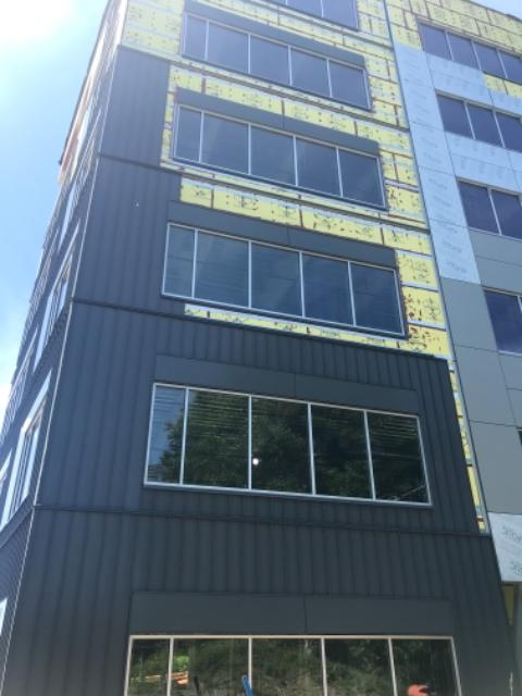 BurnsScalo's tweet image. Installing exterior wall panels fabricated by @nexgen_design  👍👷
#MetalPanels #ACMPanel #TeamScalo