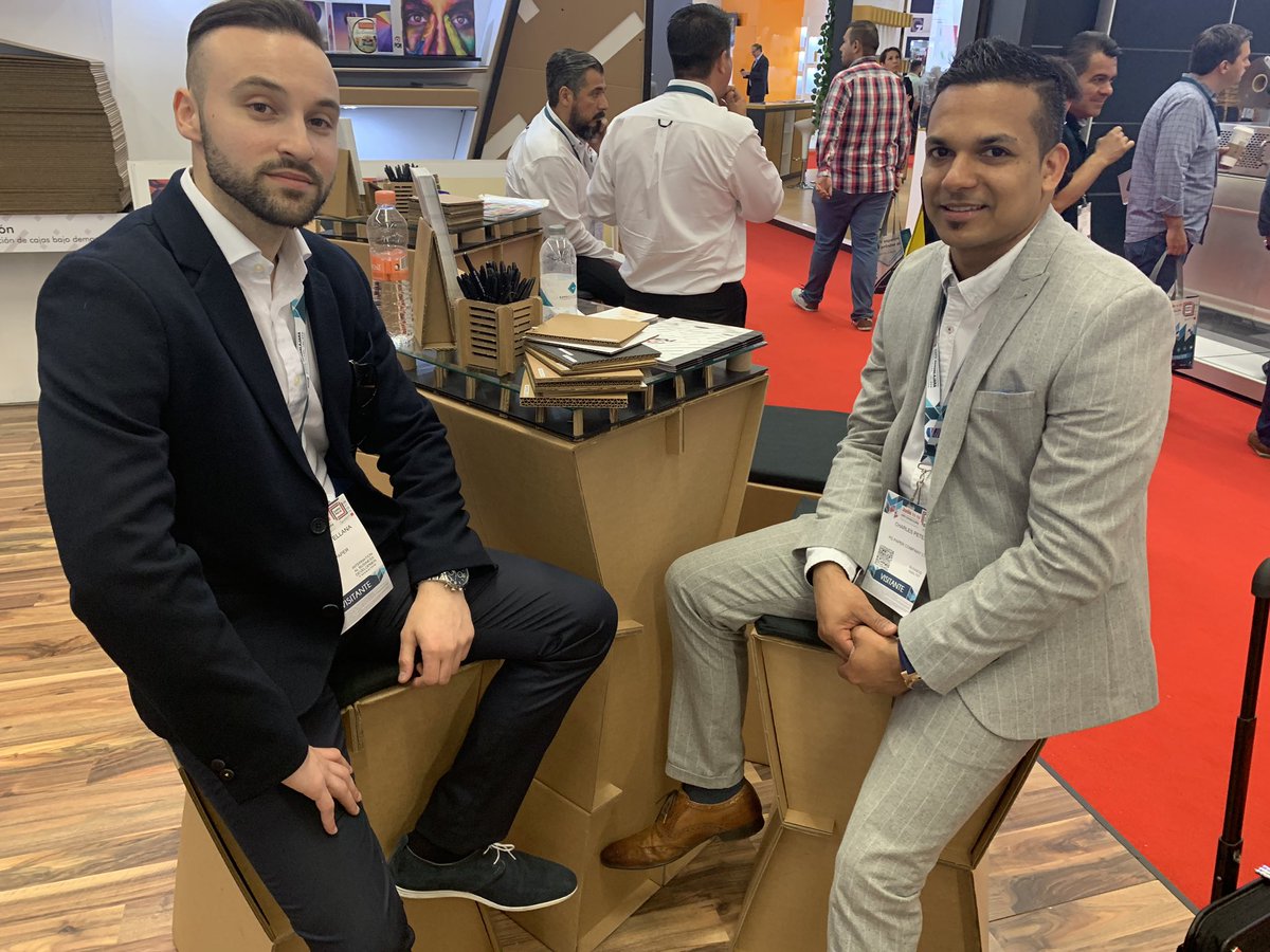charlesmp05's tweet photo. Can’t ask for any better welcome to the Expo Pack, Guadalajara. #paperexpo #expopack2019 #guadalajara @PGpaperLtd #internationaltrade #paperindustry #businessdevelopment #mexico 🇲🇽 https://t.co/gL2sFUJWLI