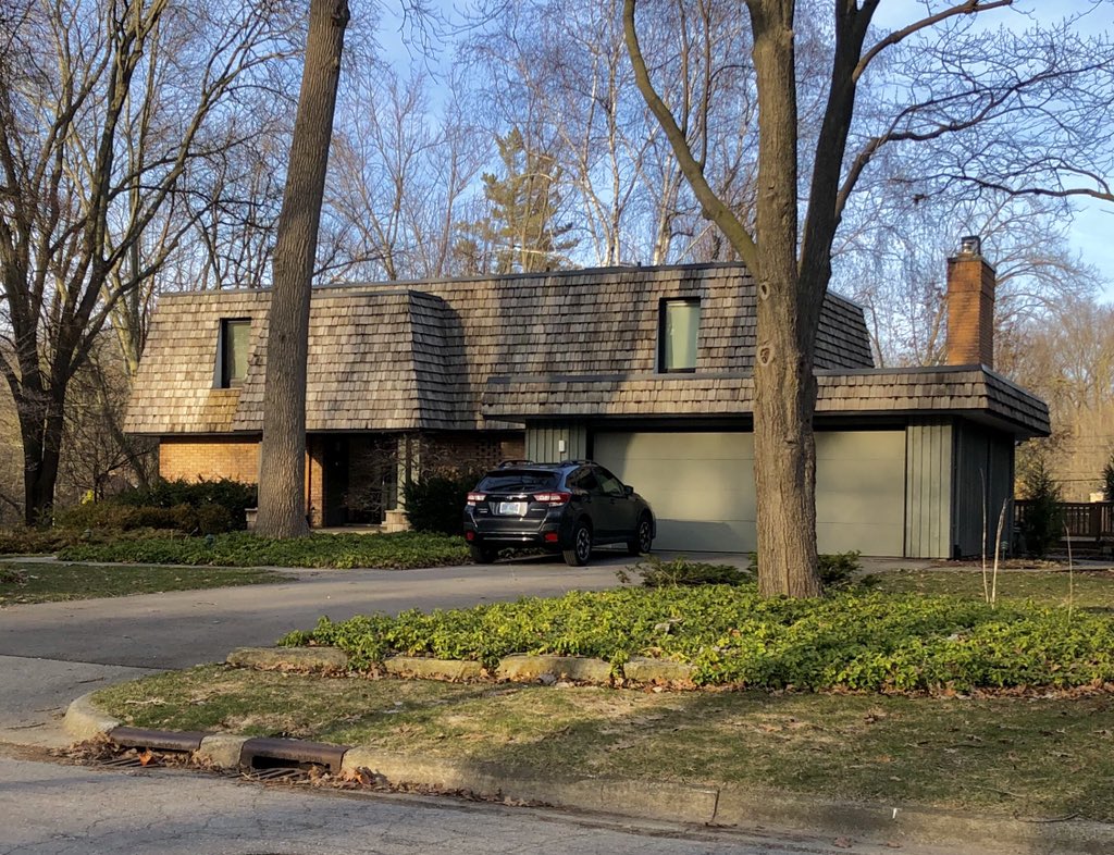 Ted Smith, Adare House (1965) /// Smith was born and raised in Buffalo, then studied at U of M from 1949-1953. After graduation he worked for a few local firms before opening his own in 1959. He moved to Oregon in 1971 to work on a resort commission near Bend.