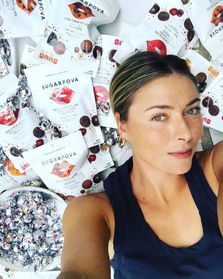 <a href="/Tastebudbrett/">Brett</a> ' I Want Candy '
A girl who's tough but sweet 
She's so fine she can't be beat
She's got everything...
And sets the Summer sun on fire