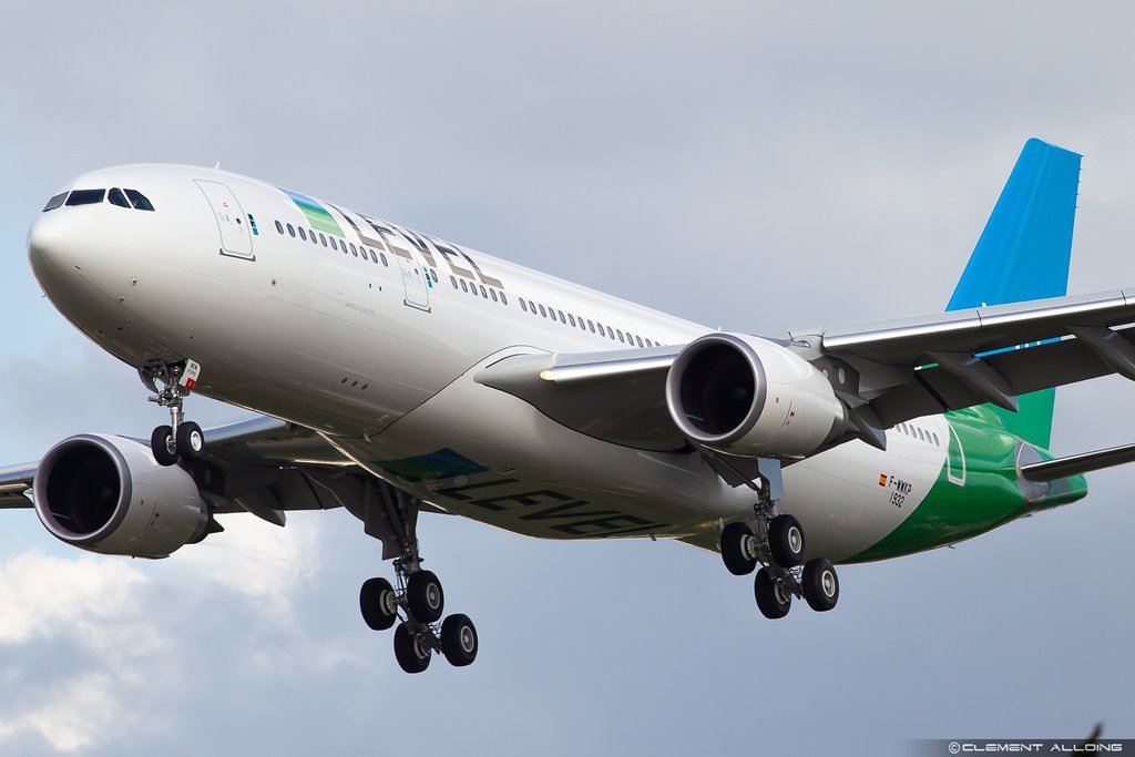 Aeroinfo Barcelona-El Prat tweet media