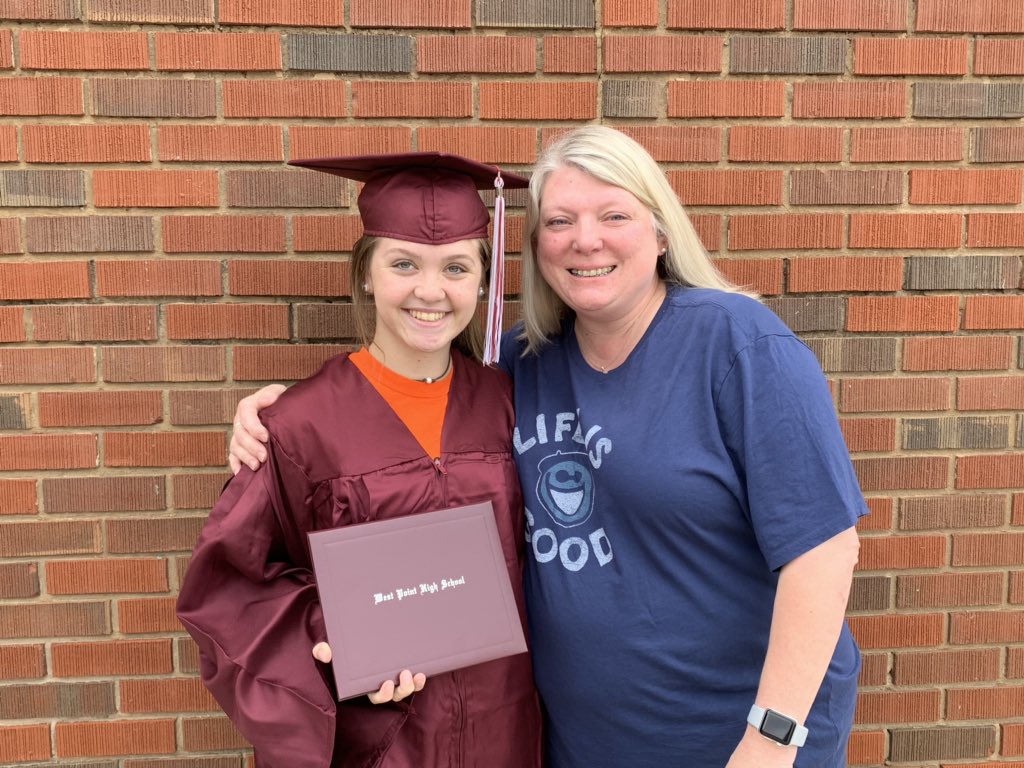 AmandaYearwood's tweet image. Educators live for those special moments that give them the hope and energy needed to keep moving forward. Today was one of those days! We are super proud of this sweet girl who did not give up! #summergrad #onPoint