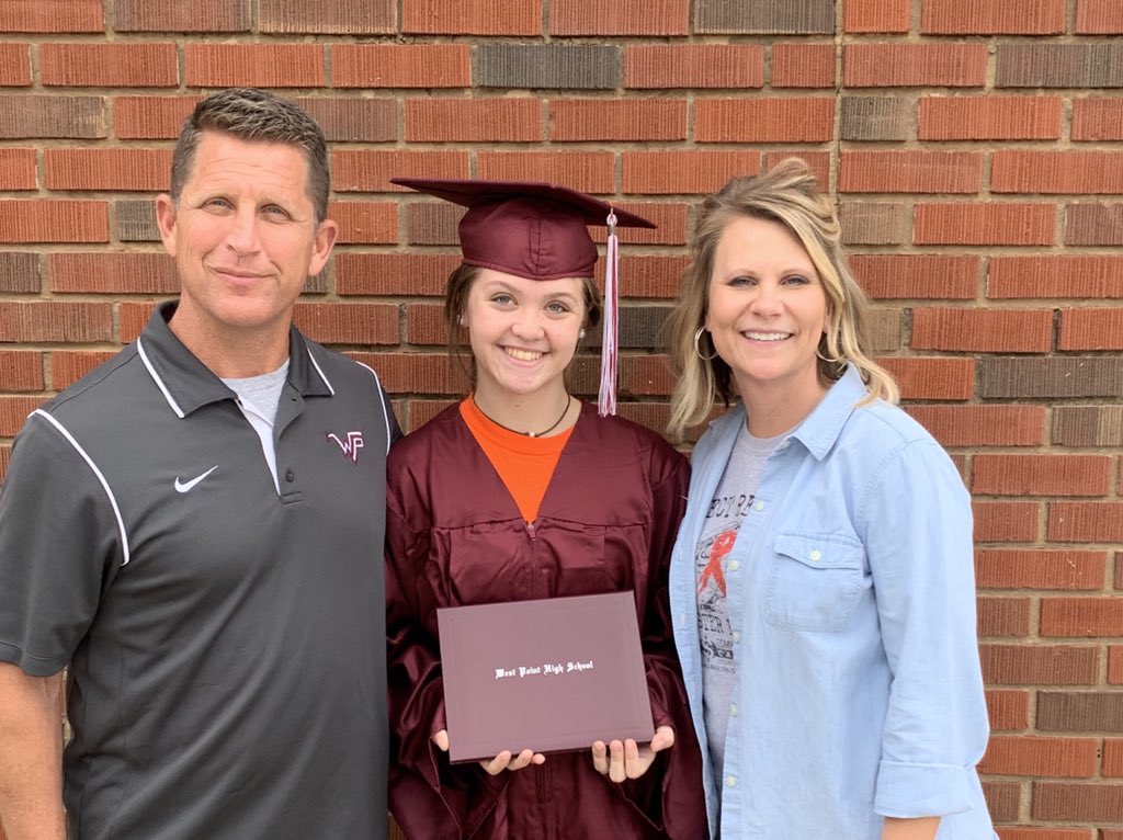 AmandaYearwood's tweet image. Educators live for those special moments that give them the hope and energy needed to keep moving forward. Today was one of those days! We are super proud of this sweet girl who did not give up! #summergrad #onPoint