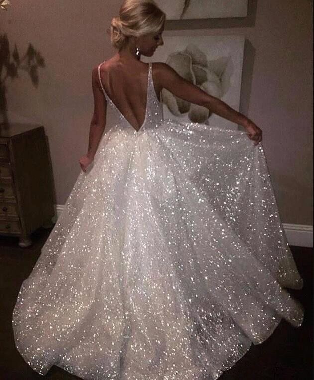 chaneldaydream's tweet photo. sparkly dresses https://t.co/w0PvVJy1Qb