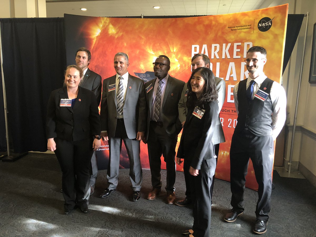 JHUAPL's tweet photo. The #JHUAPL team representing the Lab at #HopkinsOnTheHill! @JohnsHopkins #ParkerSolarProbe #sciencematters #engineeringgreatness https://t.co/mhj96yCzzB