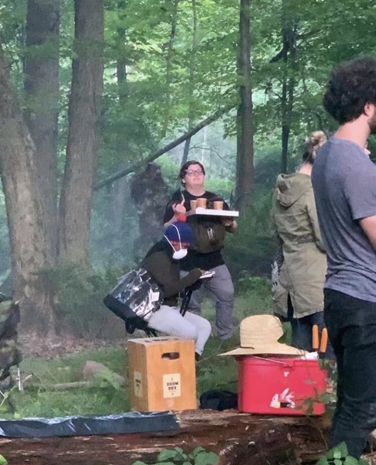 lilisdivinity's tweet image. i miss her so much that im taking this literal breadcrumb and running with it