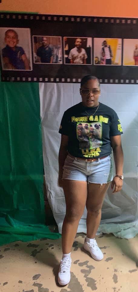 Aleeyah_LT's tweet image. My Glasses Not The Only Thing Playa Bout Me 😎🖤 
  #LLKA💲