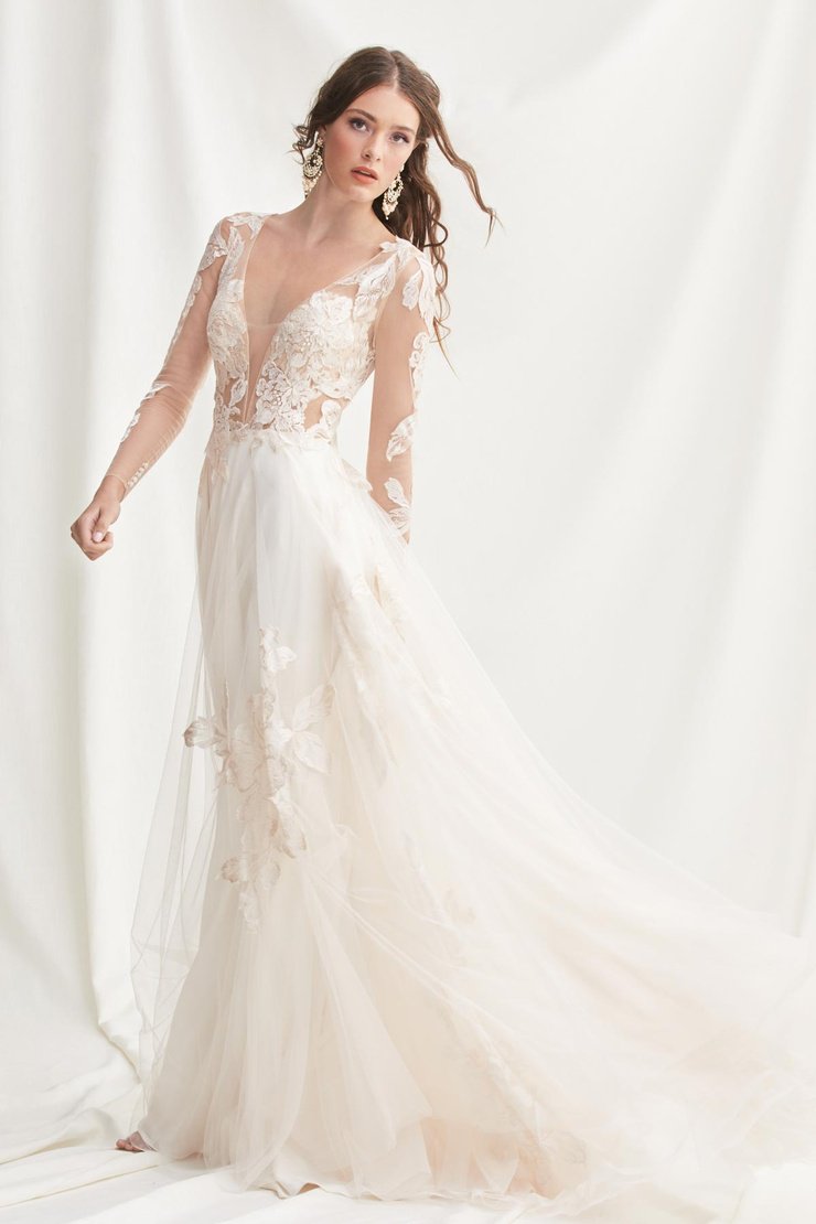 MARYSUTAH's tweet photo. Here at Mary's Bridal Utah make your appointment today! @WattersWtoo @watterswillowby https://t.co/GxdJx11yrl