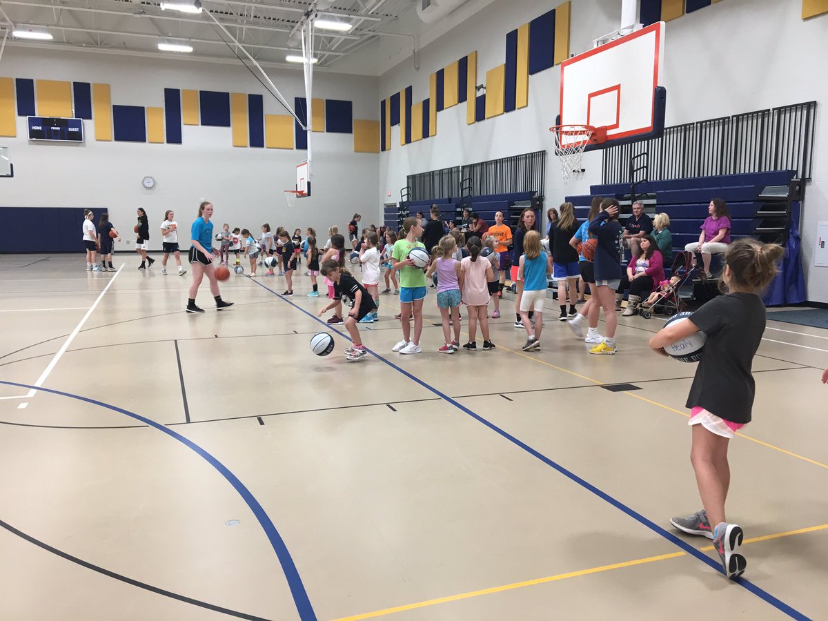 Day 3 of camp a success #ladyballers #girlsrule 👩❤️🏀