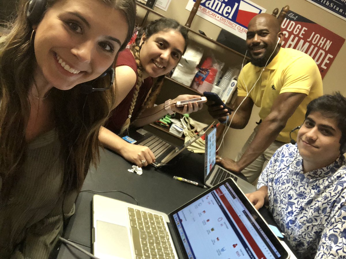 vanessingrassia's tweet image. Another Wednesday night phone bank! #WinBackHarrisCounty #LeadRight