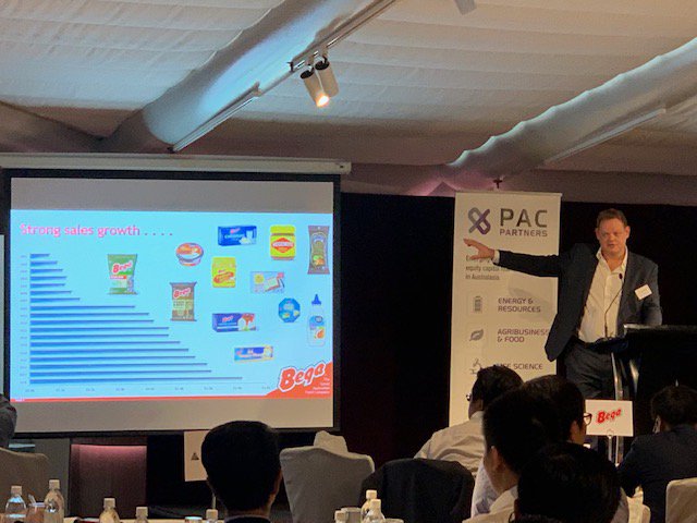 PAC_Partners's tweet photo. Here is Paul van Heerwaarden, CEO of Bega Cheese $BGA, presenting at our AgFood Conference in Hong Kong.
#hongkong #agfood #conference #agfoodconference #begacheese #aussiebrands https://t.co/eZHAIvZkt2