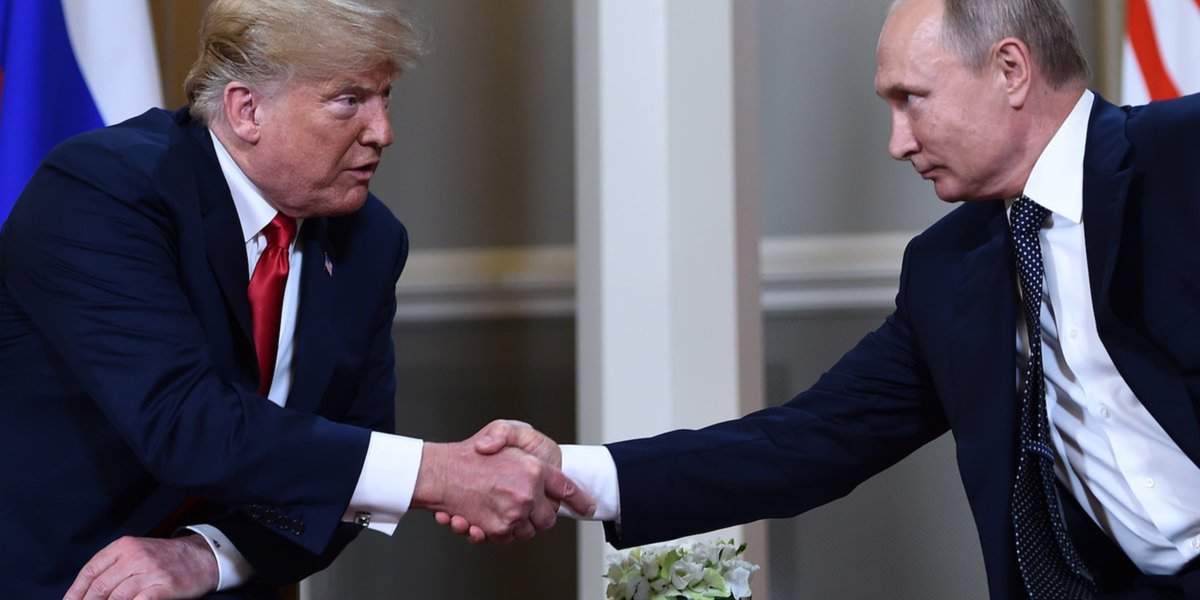 Chris_1791's tweet image. Trump would listen to info on his 2020 opponent from Russia or China: 'It's not an interference' dlvr.it/R6WFZR #2020election #Foreignelectioninterference via @theblaze