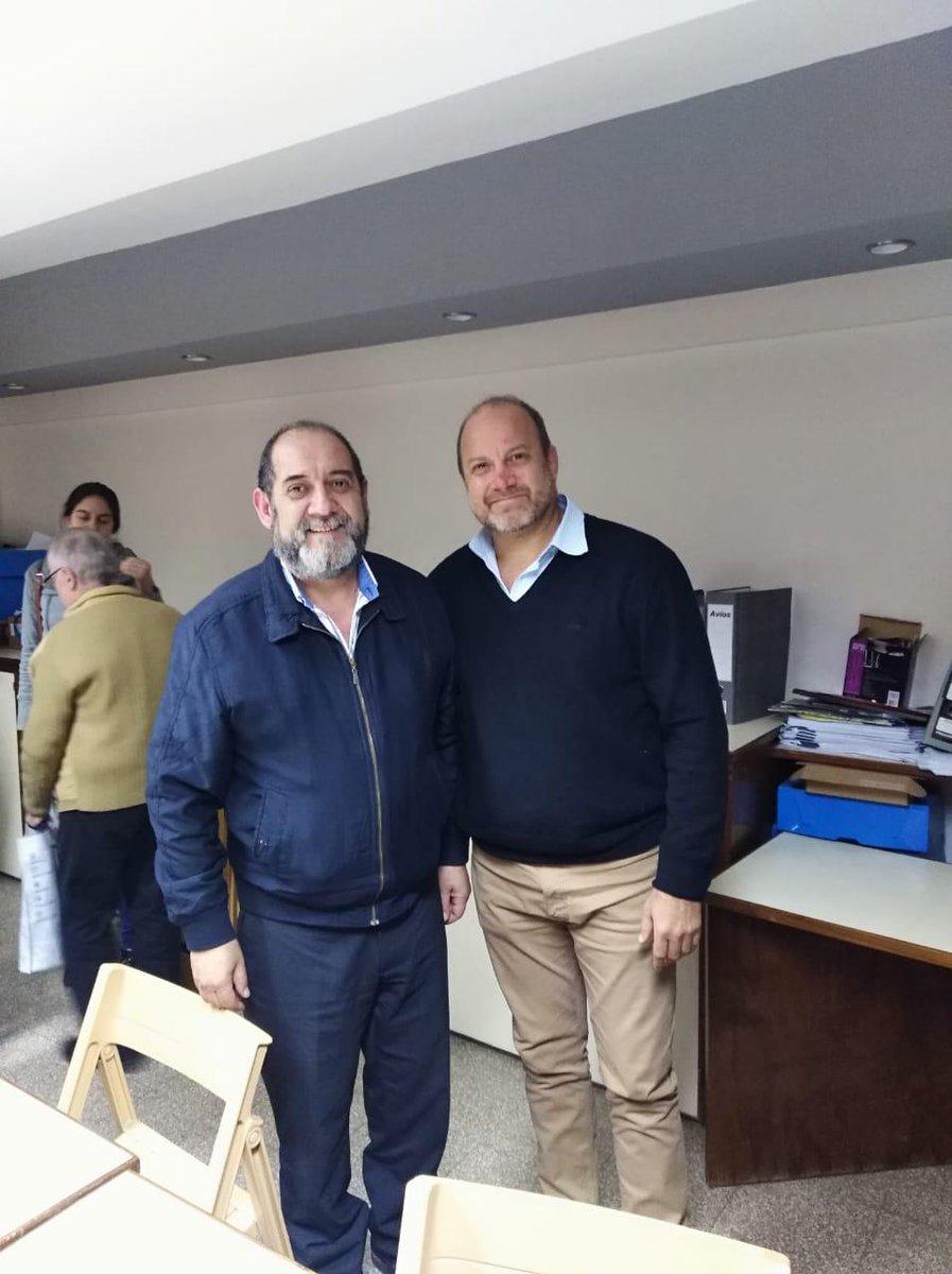 Renovación de Autoridades ATAVyT
Le damos bienvenida al Prof. Fernando Mignone como nuevo Presidente de nuestra Institución y despedimos cordialmente al T.S.T Carlos Néstor Gómez agradeciendo todo el compromiso y apoyo brindado en estos años de gestión.