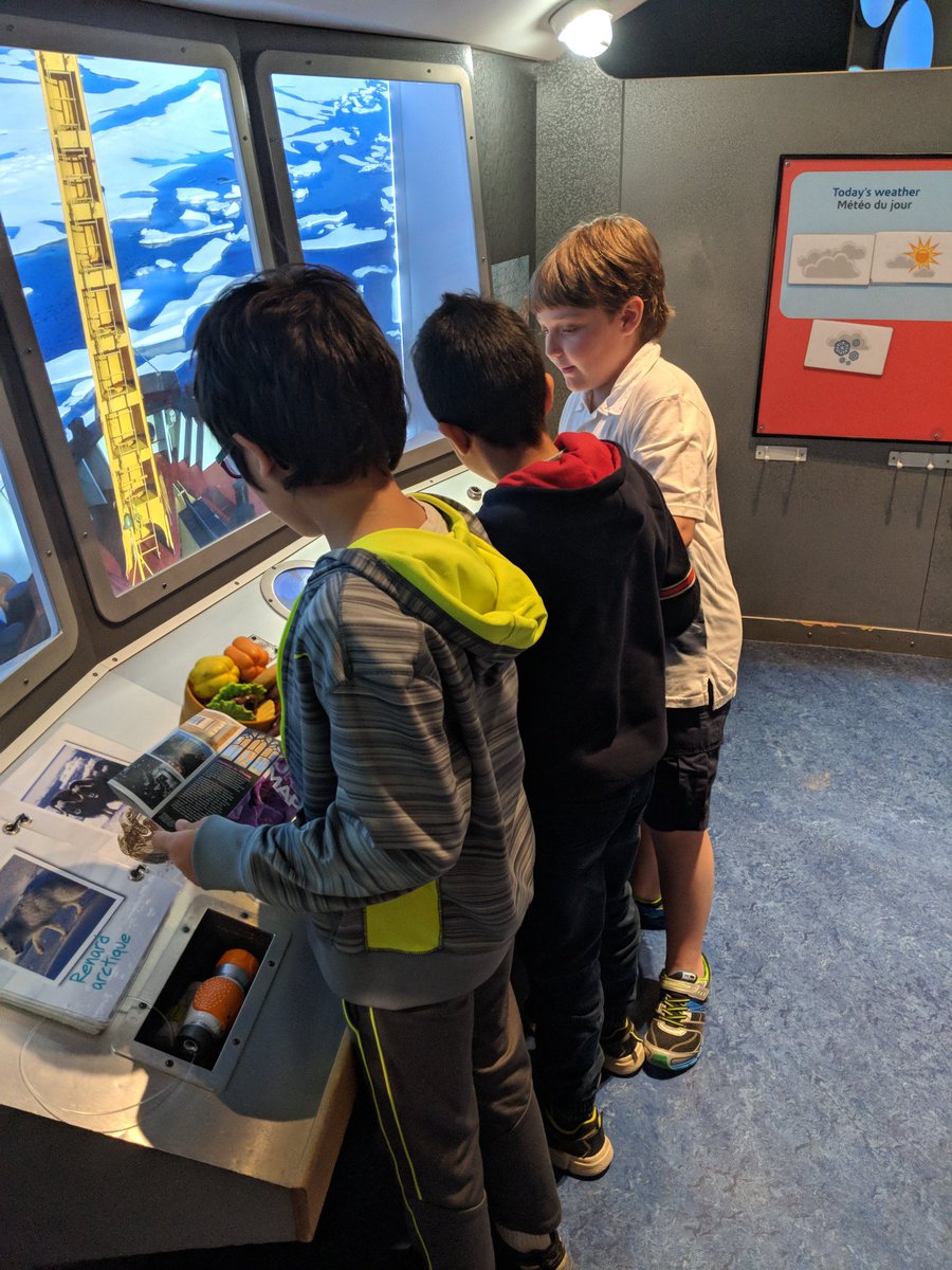 misskejackson's tweet photo. Tons of fun and learning at the @MuseumofNature today! @OCDSB @BondarBlazers https://t.co/rhRgrVn14l