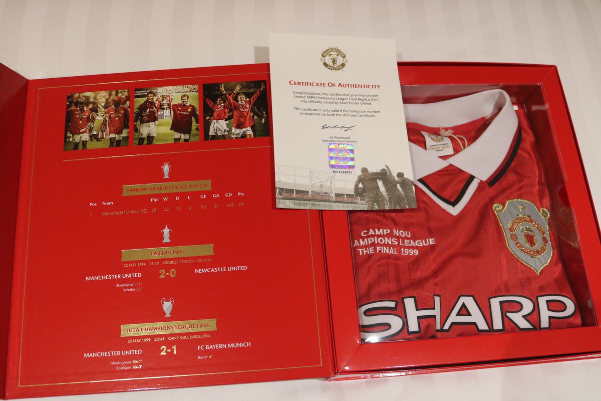 melsportslover's tweet photo. Thereβs a strong possibility Iβll never wear this jersey again... special edition replica #treblereunion anniversary jersey β€οΈβ½οΈ boxed, with a certificate of authenticity...so special ππ #mufc #manutd #manchesterunited #football #soccer #lifelongdream #WeLiveFootball https://t.co/SOwsQqaqDd