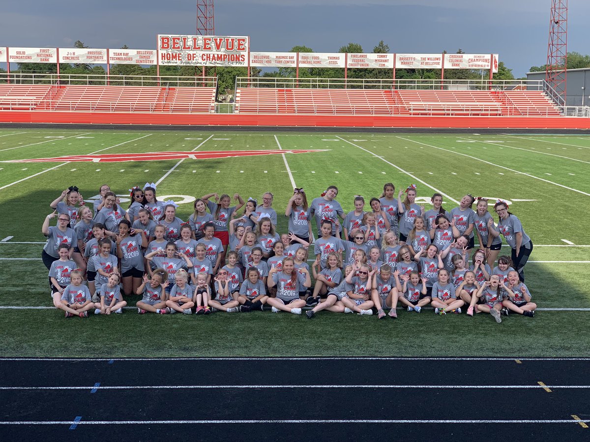 bhsredmencheer's tweet photo. Final Day of Camp ❤️ https://t.co/whuOc9JyPp