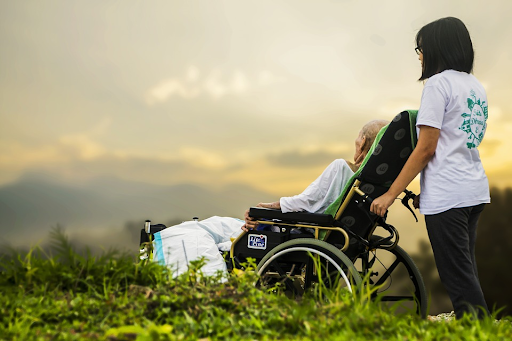 Have you been taking on new responsibilities in order to help out a loved one? While this new role can be challenging, to say the least, there are plenty of resources to help you navigate your role as a family #caregiver. Find out more @ bit.ly/gcare99. #support