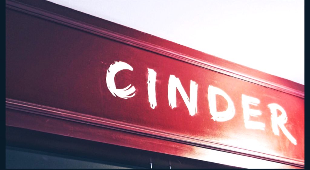 v_o_l_p_i's tweet image. We have a new family member!

@cinder_Lpl is now open

Open fire cooking @dukestmarket 

Give them a follow, come and see us for a spritz and we’ll point you in the right direction!