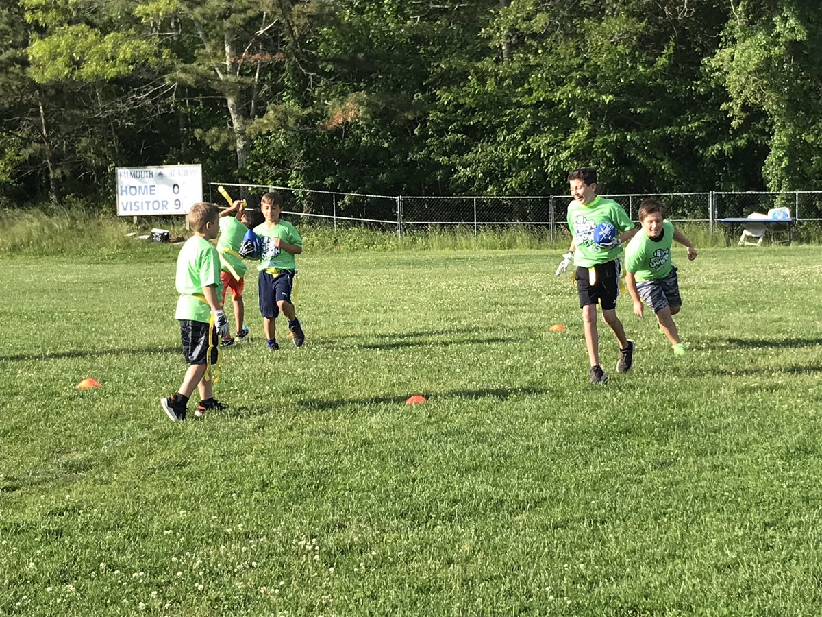 croartLacrosse's tweet photo. Perfect night for @usafootball First Down Program @Athletics_FA shout out to coaches and players from @FalmouthFB @mashpeefootball for the help #eachoneteachone #firstdownprogram https://t.co/bIC2gL7mIc
