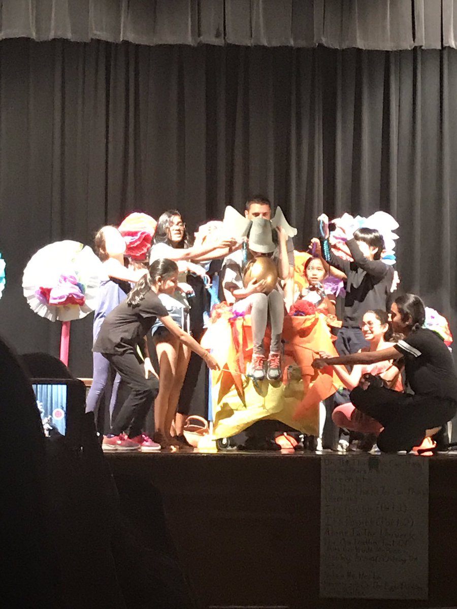 Mrs_Braun_'s tweet photo. Extremely proud of the 5th graders!!! #sussical @RobertsvilleES  @MTPSNJ https://t.co/ROEisyspUM