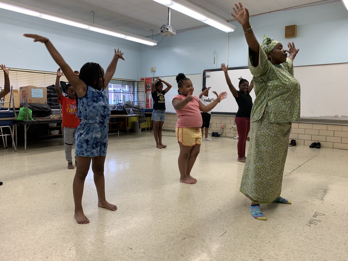 OliviaLynnKCS's tweet photo. What an amazing day learning about Cultural Dances @GMASteam! Our guest today taught our students some African dances. They had so much fun and we're so respectful of learning new dances. #readtobereadyTN https://t.co/jhaYl5D0Ej