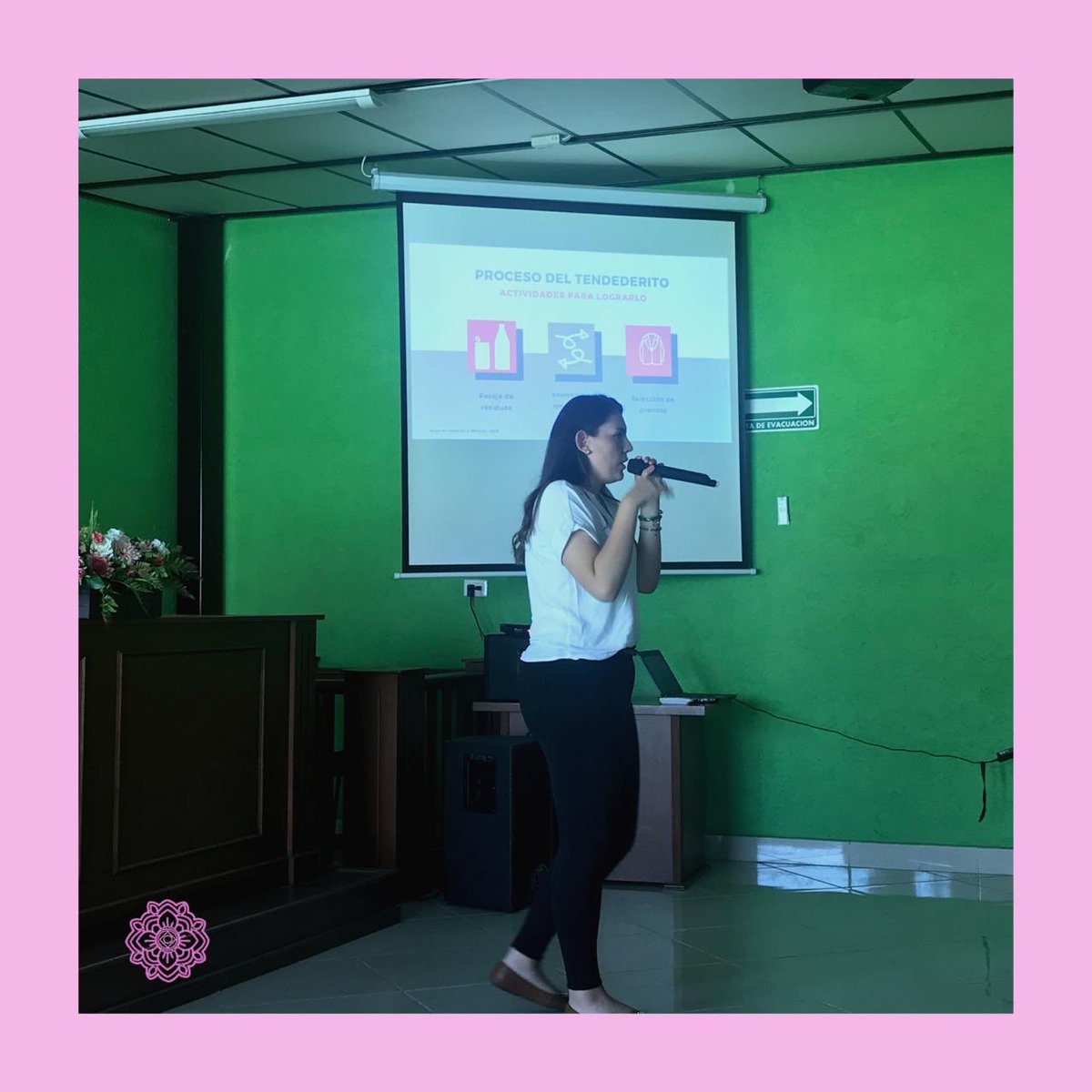 AlexaReyesNader's tweet photo. Hoy @luisaturrent y #MUMEX Metepec, visitaron a jóvenes de Zinacantepec para platicarles sobre nuestro proyecto “Tendederito” y cómo es fundamental trabajar en la agenda 2030 y fomentar la economía circular ♻️ https://t.co/57TdnGzvOw